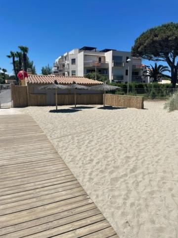 Rez De Jardin + Terrasse Piscine Et Acces Direct Plage Apartment Saint-Cyprien  Exterior photo